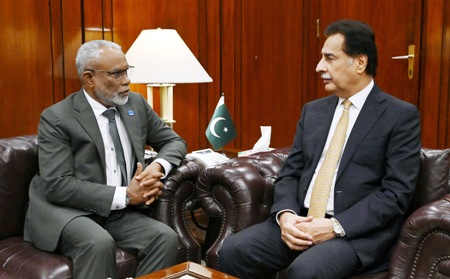 Islamabad 22.09.2026: Speaker of the People's Majlis of Maldives Mr. Abdul Raheem Abdulla called on Speaker National Assembly Sardar Ayaz Sadiq at Parliament House.